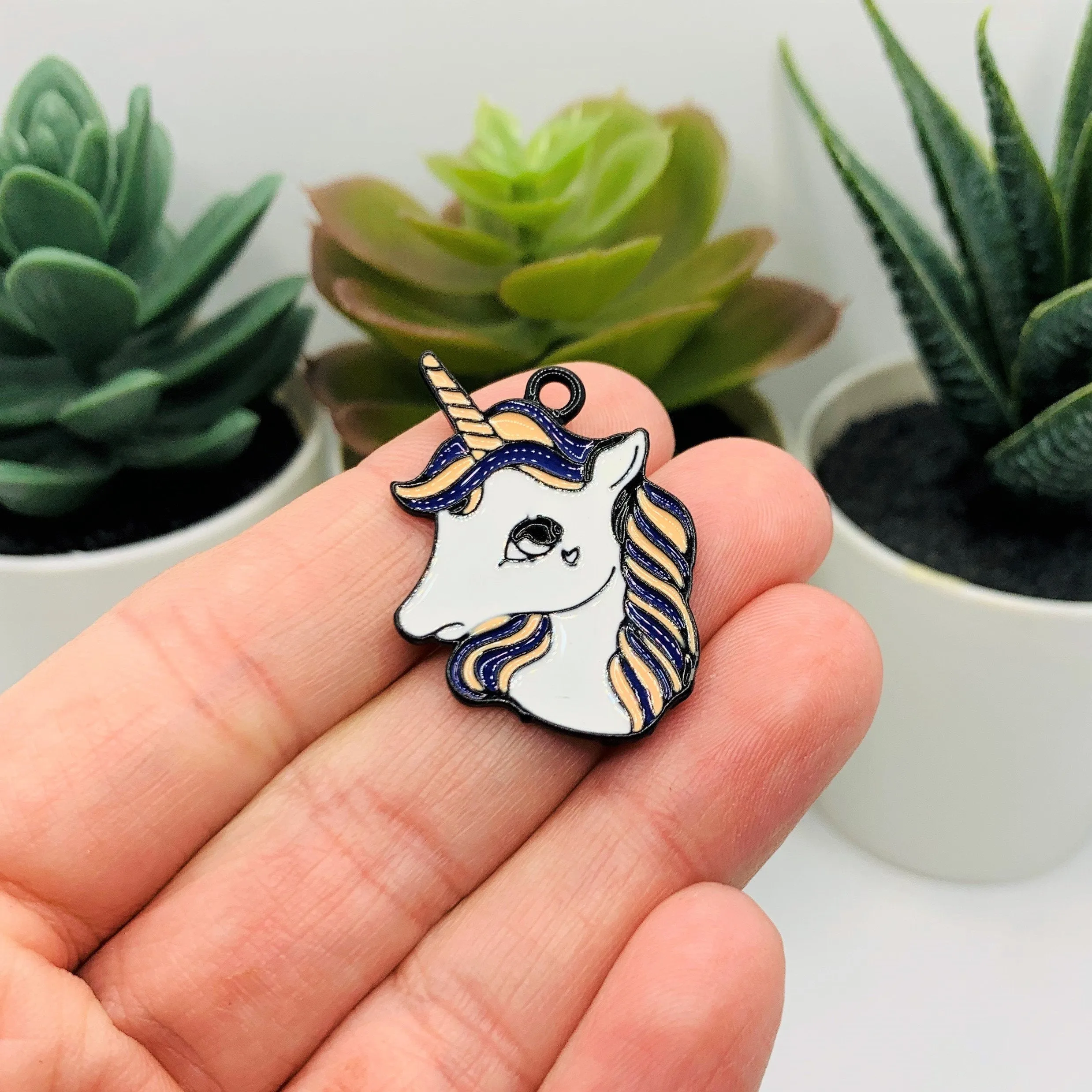 4, 12 or 25 Pieces: Purple and White Enamel Unicorn Charms